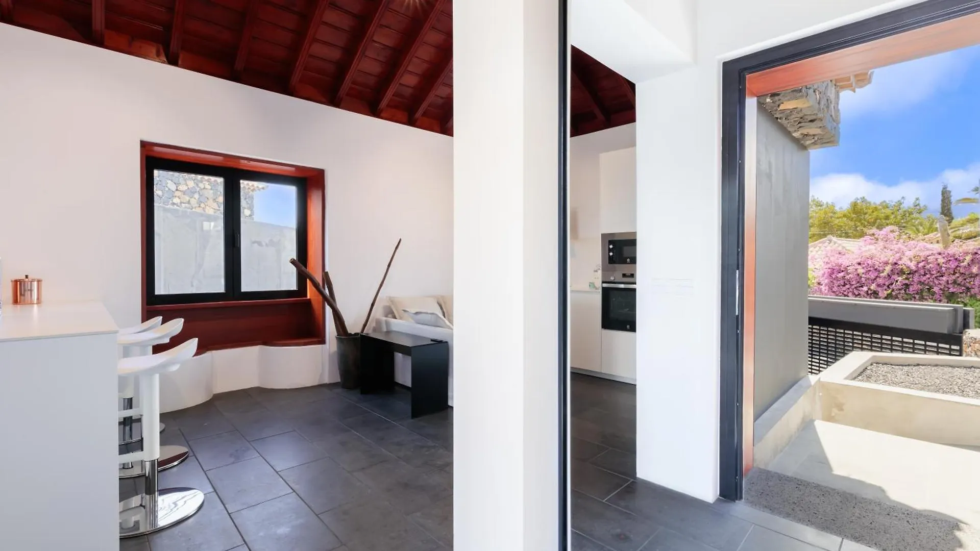 Llombet Home El Paso Holiday home